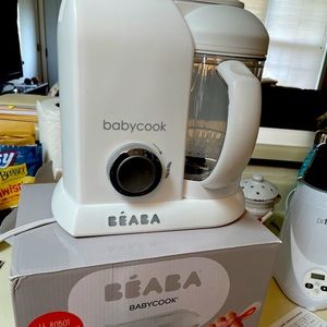 Brand New Beaba BabyCook baby food maker.